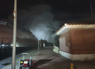 El robo de cables de la vía ferroviaria de Massalfassar provoca un incendio