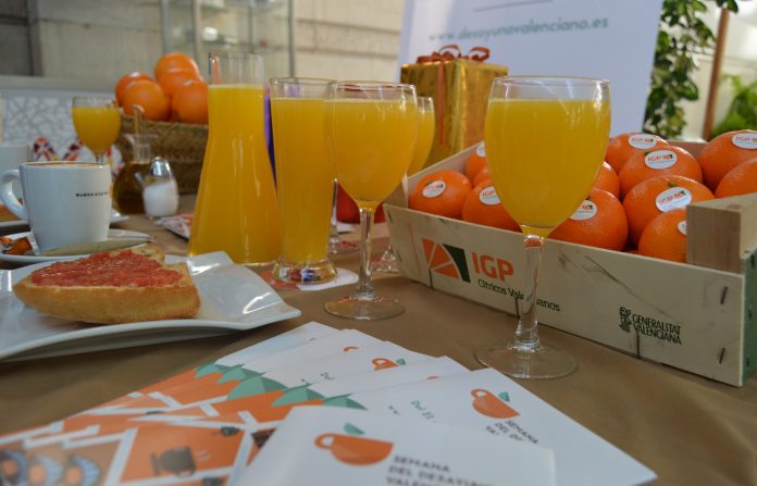 Zumo de naranja gratis por desayunar en Valencia