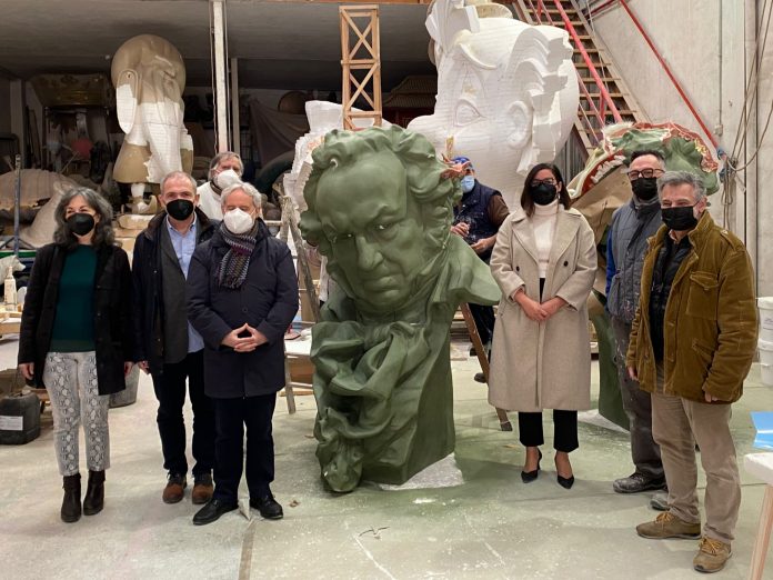 Valencia instalará 12 estatuillas gigantes de los Premios Goya por toda la ciudad