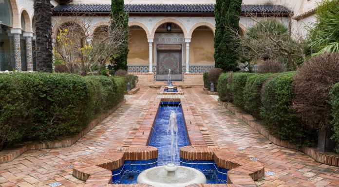 La Alhambra valenciana, un recorrido por el Palacio de los Condes de Cervellón