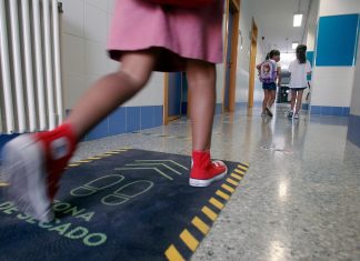 Investigan al monitor de un comedor escolar de l'Horta por presuntos abusos a menores