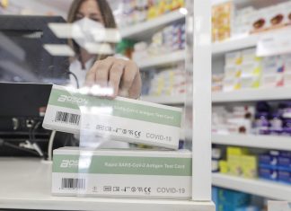 Las farmacias empiezan a notificar los positivos de forma gratuita