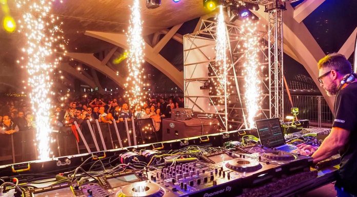 La mejor música de la Ruta del Bakalao vuelve a Valencia con un tardeo gratuito El festival Sonido de Valencia vuelve por Fallas a la Ciutat de les Arts