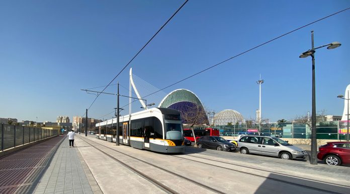 Degüellan a un hombre cerca del Oceanogràfic