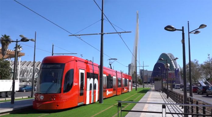 Viajar con Metrovalencia costará la mitad de precio