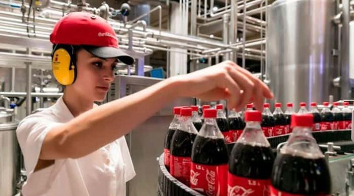 Coca-Cola busca personal en Valencia para trabajar en su fábrica