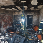 Una niña herida al quedar atrapada en el incendio de una vivienda de Valencia