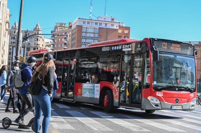 El autobús en Valencia será gratuito para los menores de 30 años