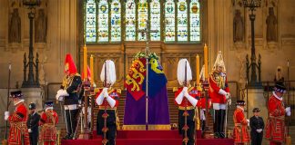 DIRECTO | Londres despide a la reina Isabel con un funeral multitudinario