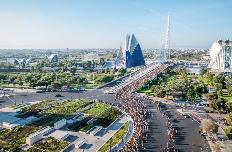 Valencia se cierra al tráfico por el Maratón: horario, recorrido y calles cortadas