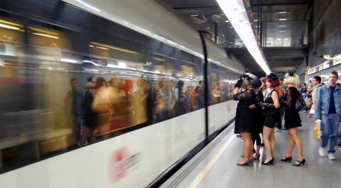 Así será el nuevo metro en València: dos nuevas líneas y 22 tranvías más Metrovalencia activa el servicio de metro nocturno por Semana Santa