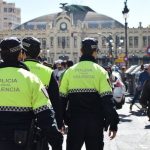 Un violento atracador siembra el terror en el centro de Valencia al robar a dos mujeres