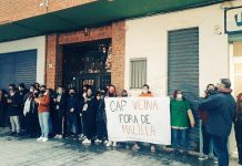 Tres detenido en el desahucio de una familia con dos hijos en el barrio de Malilla