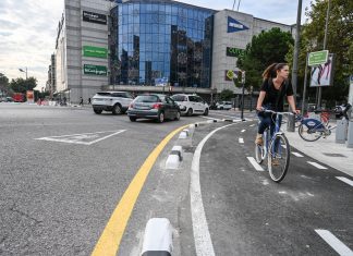Valencia estrena un nuevo carril bici