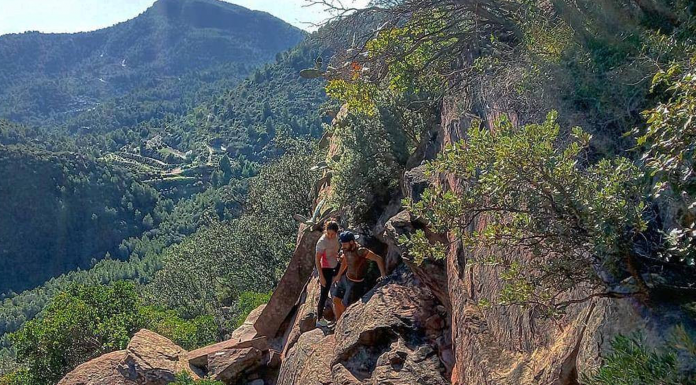 Rescatan a una familia perdida durante la noche en El Garbí