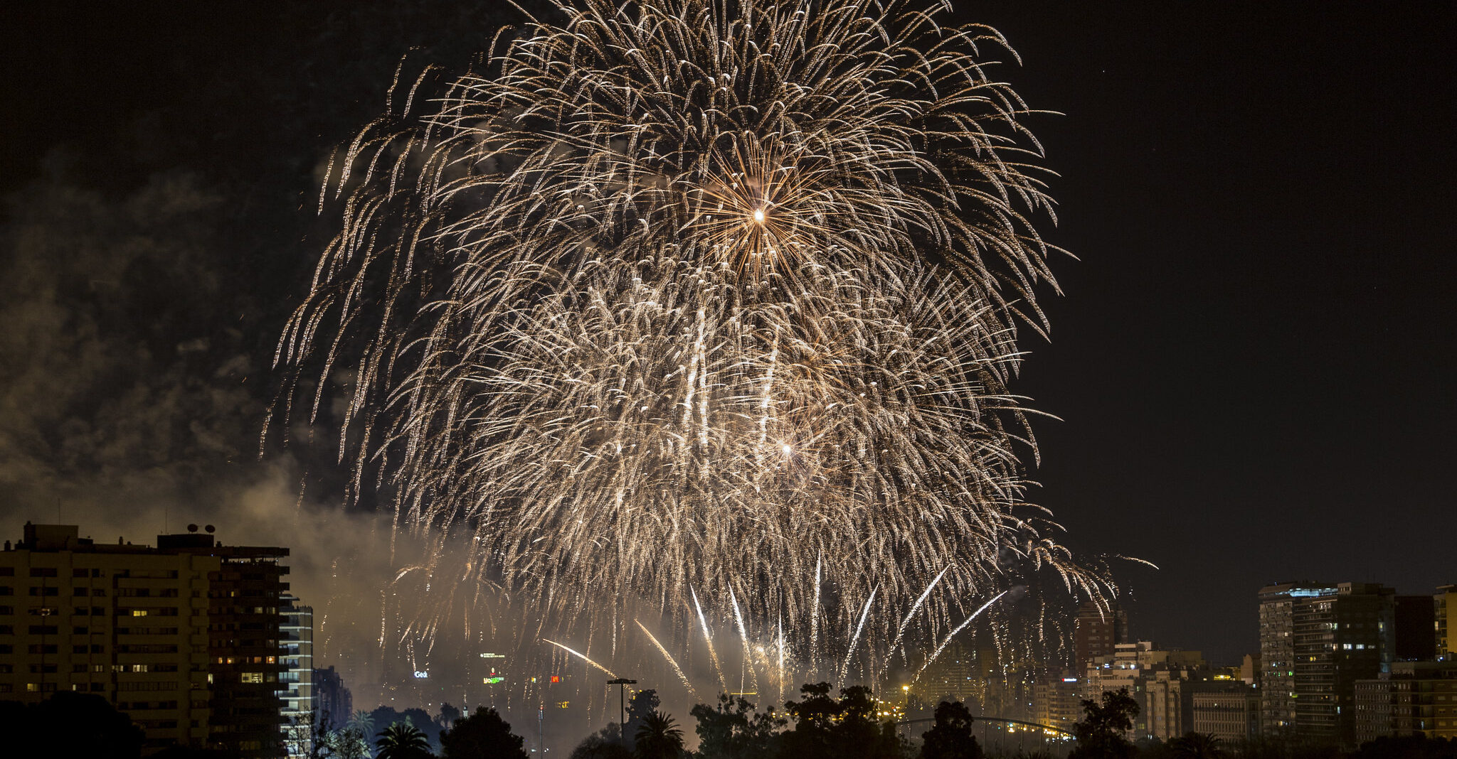 Así será l’Arribada del foc, un espectáculo pirotécnico exclusivo que dará inicio a las Fallas