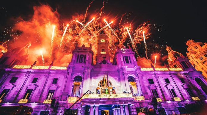 Valencia despedirá 2022 con una gran fiesta en el centro de la ciudad La Plaza del Ayuntamiento se convertirá en una megadiscoteca por Nochevieja