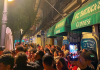 Li tallen el coll a un jove en un pub irlandès de Gran Via Le cortan el cuello a un joven en un pub irlandés de Gran Vía