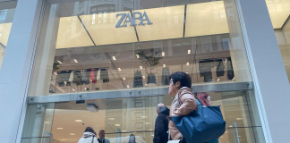 GALERÍA | El Zara gigante del centro de Valencia abre sus puertas