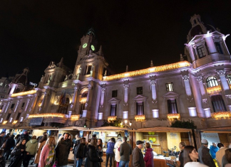 Valencia se llena, así se vive la Navidad en el centro de la ciudad