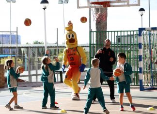 Las familias valencianas ya pueden elegir colegio para el curso 25/26: fechas clave y cómo solicitar plaza