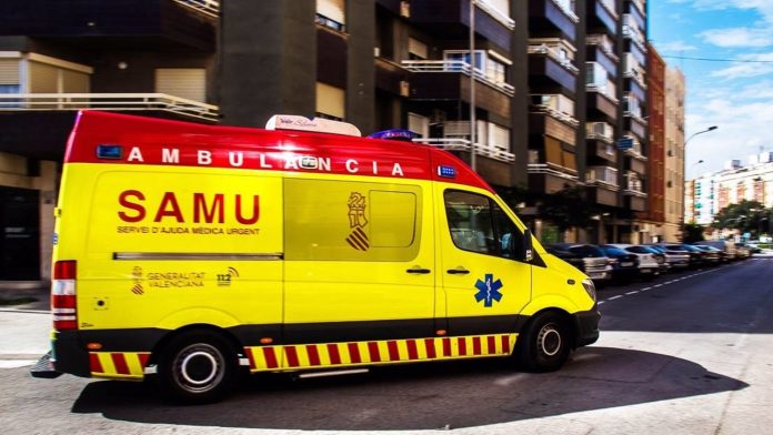 7televalencia-heridos-nino-madre-oliva Un niño y su madre heridos al caer desde un tercer piso en Oliva