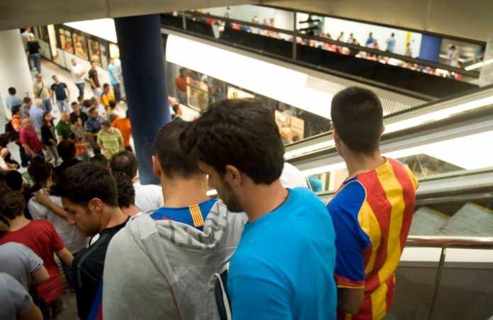 Metrovalencia anuncia una jornada de horario especial por el partido del Valencia CF