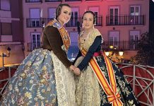 Benaguasil da la bienvenida a las Fallas 2023 con su tradicional Crida