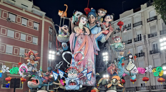 Sueca-Literato Azorín apuesta por Asia como temática de su falla Sueca-Literato Azorín apuesta por Asia como temática de su falla