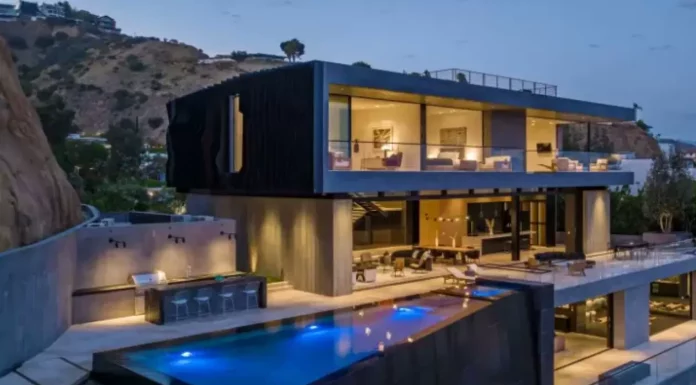 El ganador del mayor bote de lotería de la historia de Estados Unidos, nuevo vecino de Ariana Grande