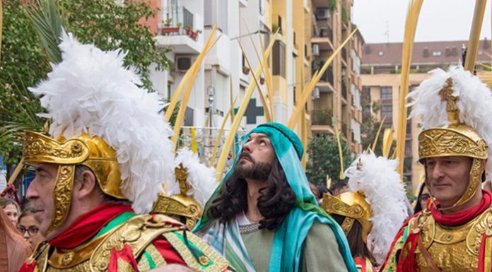 Emotivo Domingo de Ramos en el marítimo