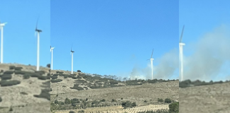 El motor de un molino eólico provoca un incendio en Barracas