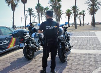 La Policía Nacional despliega un dispositivo para velar por la Semana Santa en Valencia