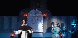 Hora y lugar de las representaciones dels 'Milacres' de Sant Vicent Ferrer
