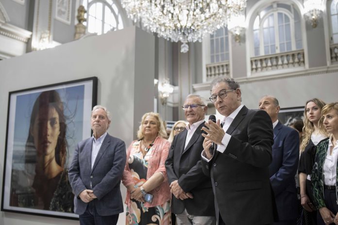 Roberto Verino llega a Valencia con una exposición sobre 40 años de moda