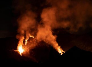 Un incendio en Genovés obliga a desalojar a 50 personas