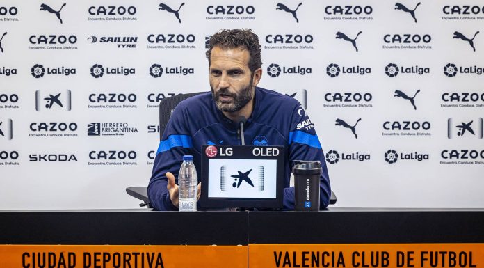 El Valencia CF celebra el centenario de Mestalla ante el Real Madrid Foto: Valencia CF / Lázaro de la Peña