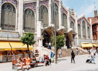 Cena, bingo y concierto gratis por el aniversario del Mercado Central