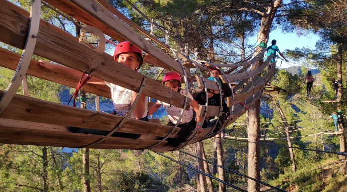 Ofrecen 1.500 plazas de actividades veraniegas y gratuitas para niños y jóvenes en Valencia Ofrecen 1.500 plazas de actividades veraniegas y gratuitas para niños y jóvenes en Valencia