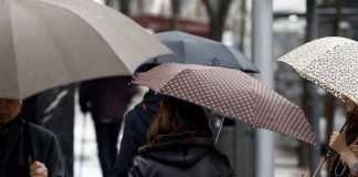 València activa el protocolo de alerta naranja: suspensión de clases en zonas inundables y actividades al aire libre Lluvias en València