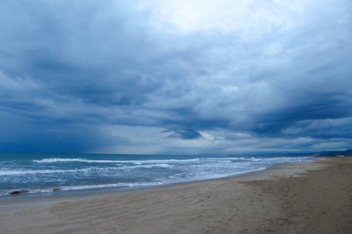 Playa en Cullera dónde se ha localizado el cadáver | Twitter @MeteoCullera
