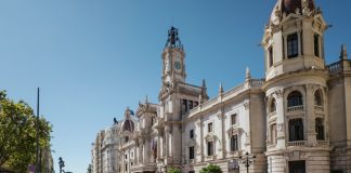 Valencia aprueba el presupuesto de 2024: ¿Dónde se invertirá más y en qué ahorraremos?