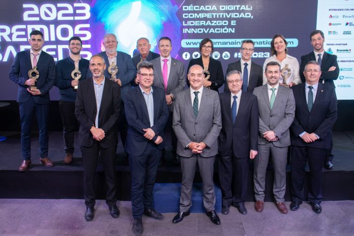 El COIICV reconoce la labor de los profesionales, empresas y administraciones públicas del sector TIC en los Premios Sapiens 2023