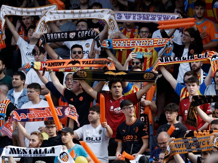 El Valencia CF emite un comunicado tras la sanción de la RFEF en el 