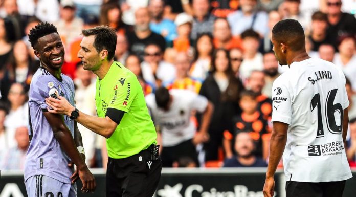 Decretan el cierre parcial de Mestalla por los insultos racistas a Vinícius Decretan el cierre parcial de Mestalla por los insultos racistas a Vinícius