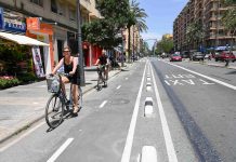 Valencia instalará semáforos para bicis y patinetes en carriles bici "conflictivos"