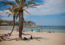 Prohíben el baño en la playa del Arenal de Jávea