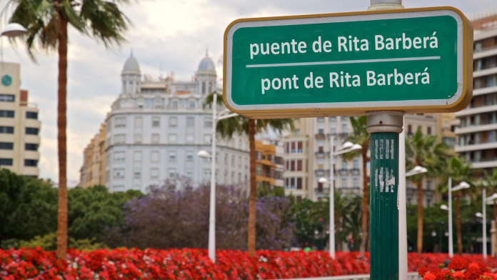 El Puente de las Flores se bautizará como Puente de Rita Barberá este verano
