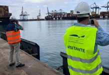 Encuentran el cadáver de un hombre flotando en el puerto de Valencia