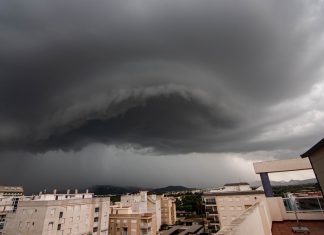 La DANA descarga sobre la Comunitat: las imágenes más impactantes de la tormenta